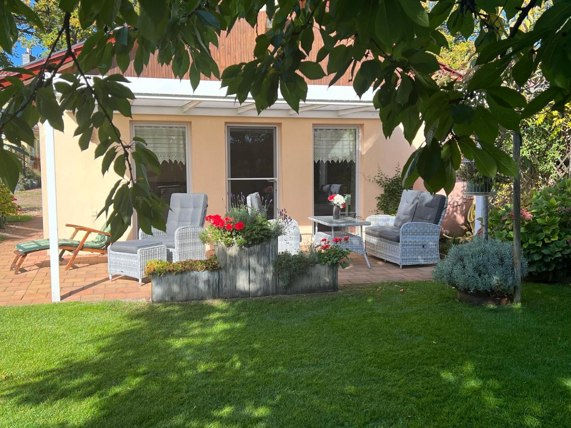 Ferienhaus Jasmin ノイルピーン エクステリア 写真